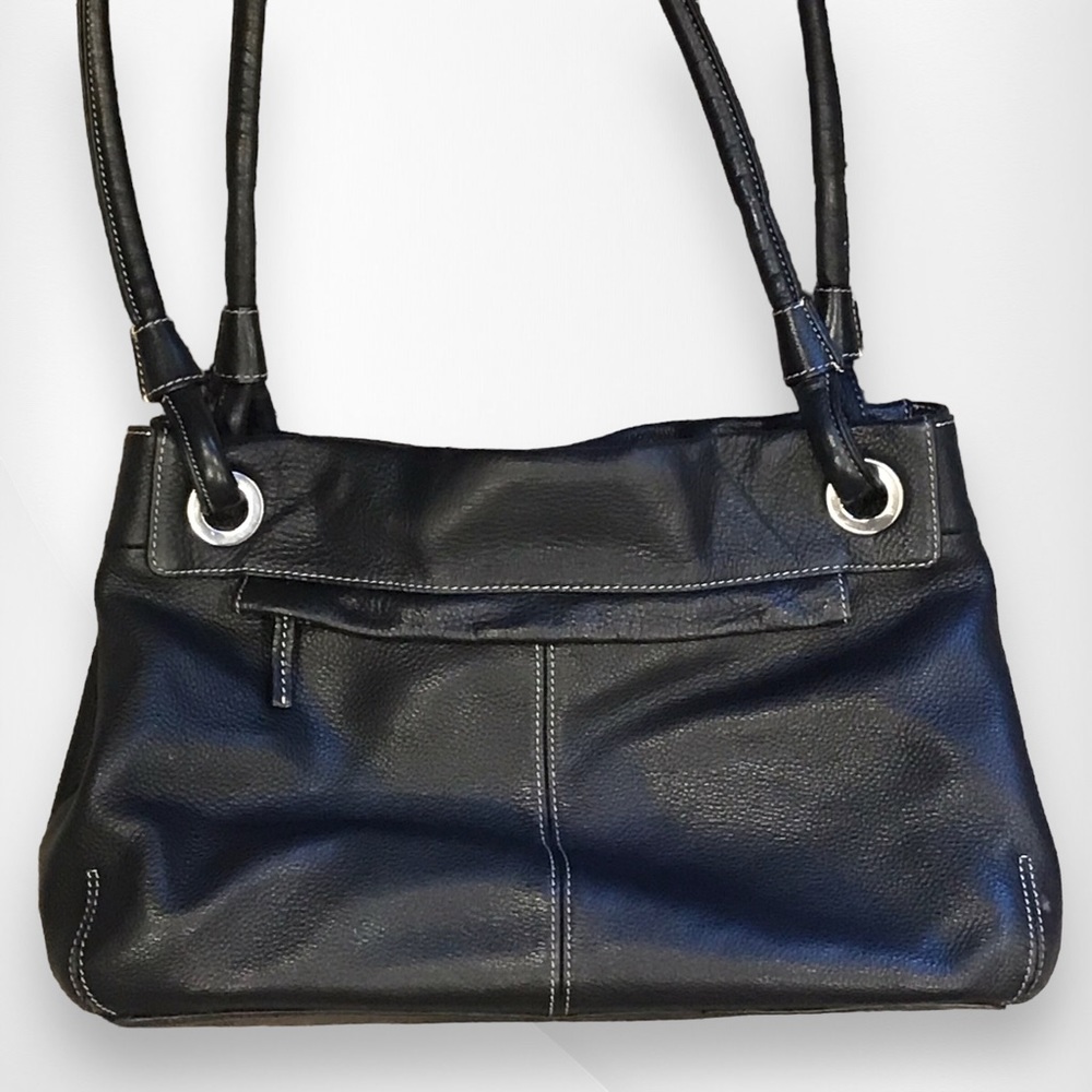 EUC TIGNANELLO Black Supple Pebble Finish Leather Shoulder Bag